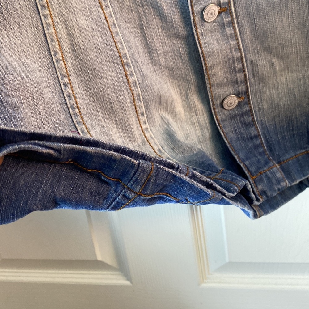 L.O.G.G. Blue Denim Skirt Midi Length Jean Light wash Button front Closure - Picture 7 of 7